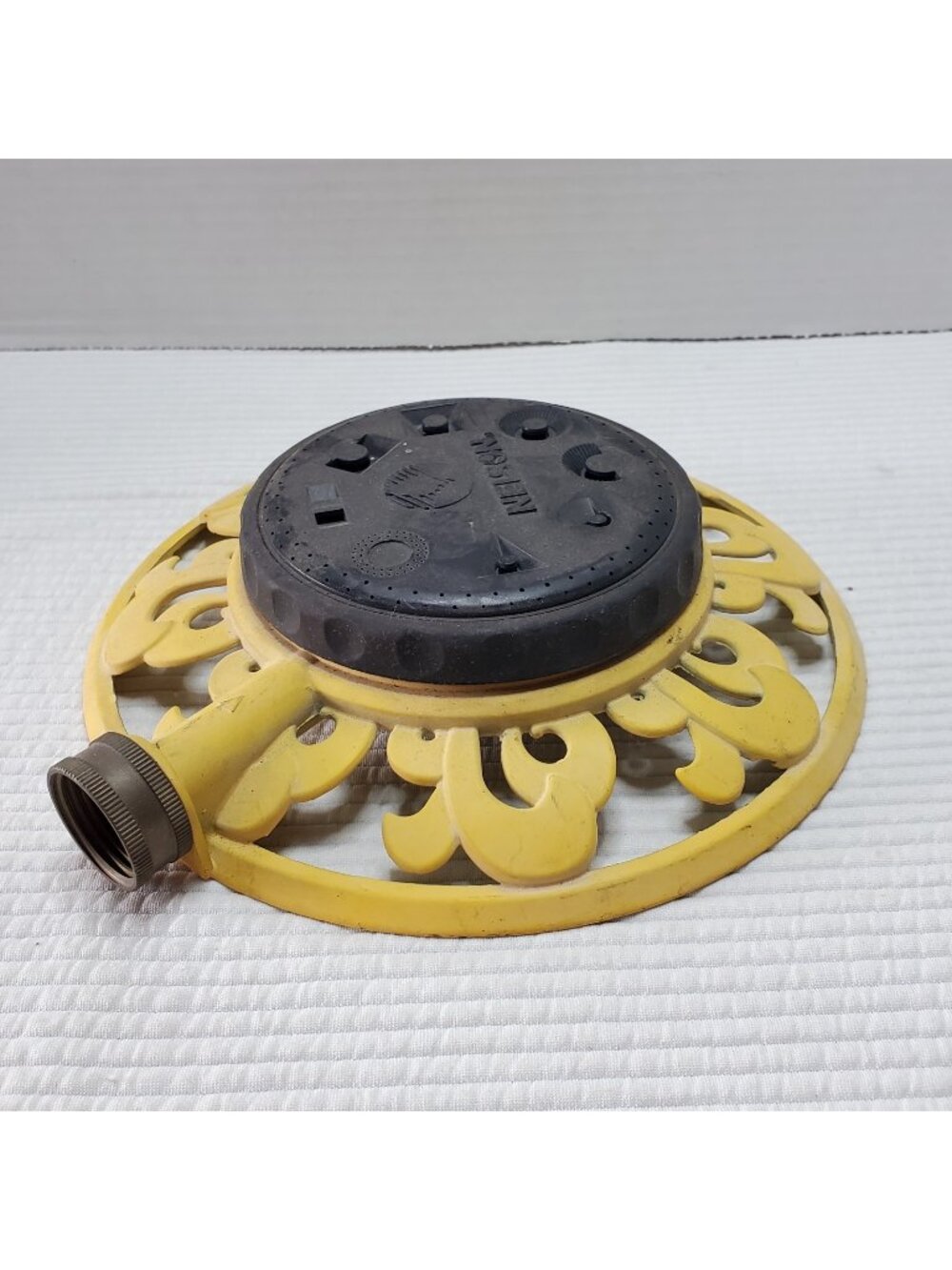 Nelson Vintage Lawn Garden 8 Pattern Sprinkler Metal Vintage Round 8" Filigree